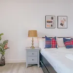 Vibrant Bright Apartment Sheffield Sleeps 2