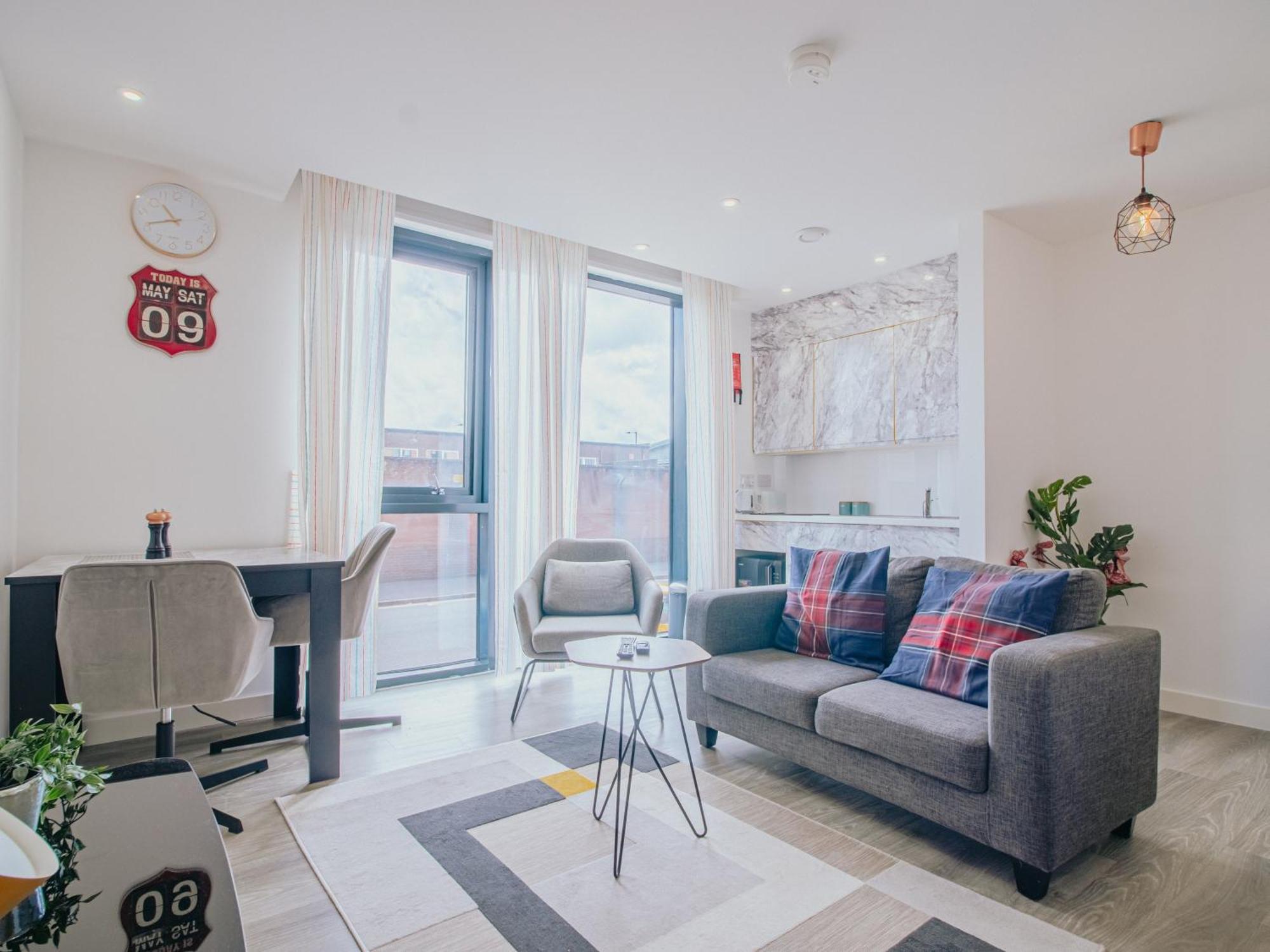 Vibrant Bright Sleeps 2 *